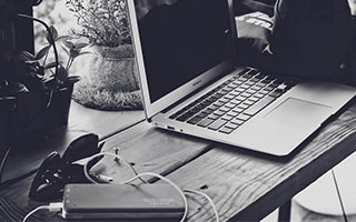 华体会官网-陈戌源率国管部海口年度小结 听取四国字号队汇报